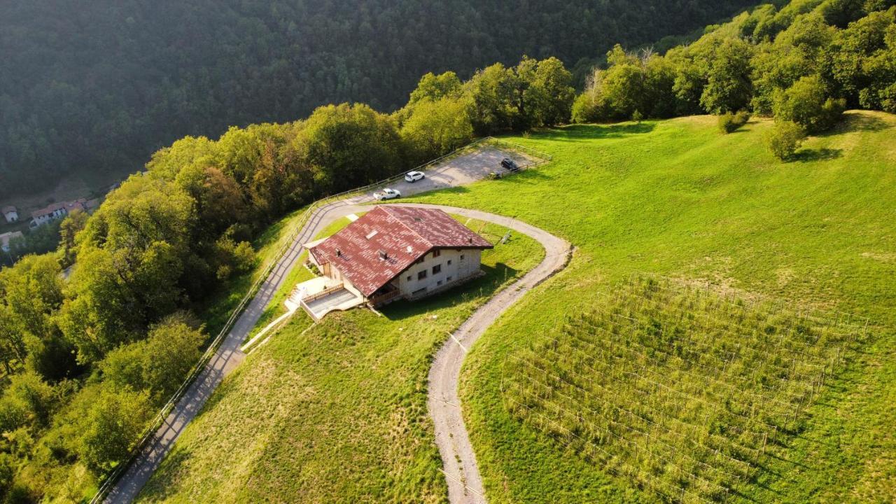 Agriturismo Piane Ono Degno Exterior photo